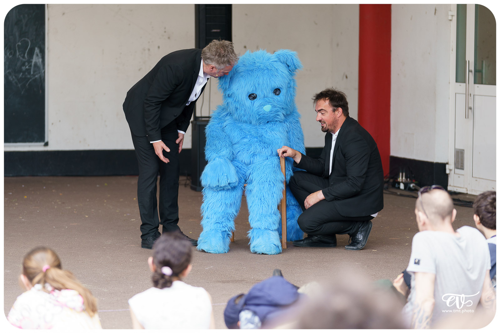 COWBOY OU INDIEN (GROUPE DEJA)